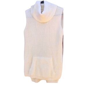 Two by Vince Camuto Sleeveless‎ Sweater